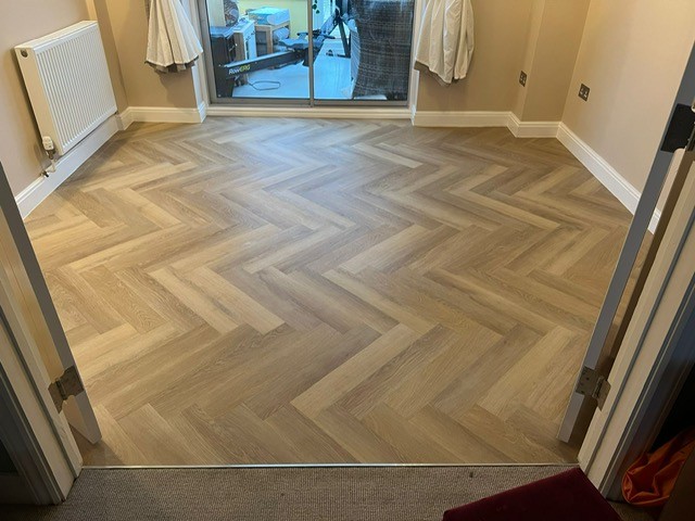 Dining Room Brampton Chase LVT